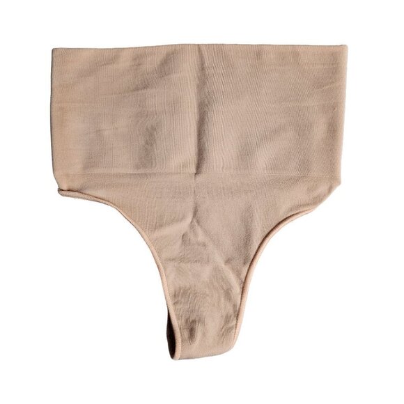 SKIMS Seamless Sculpting Mid Waist Nude Thong Shapewear - Picture 3 of 10